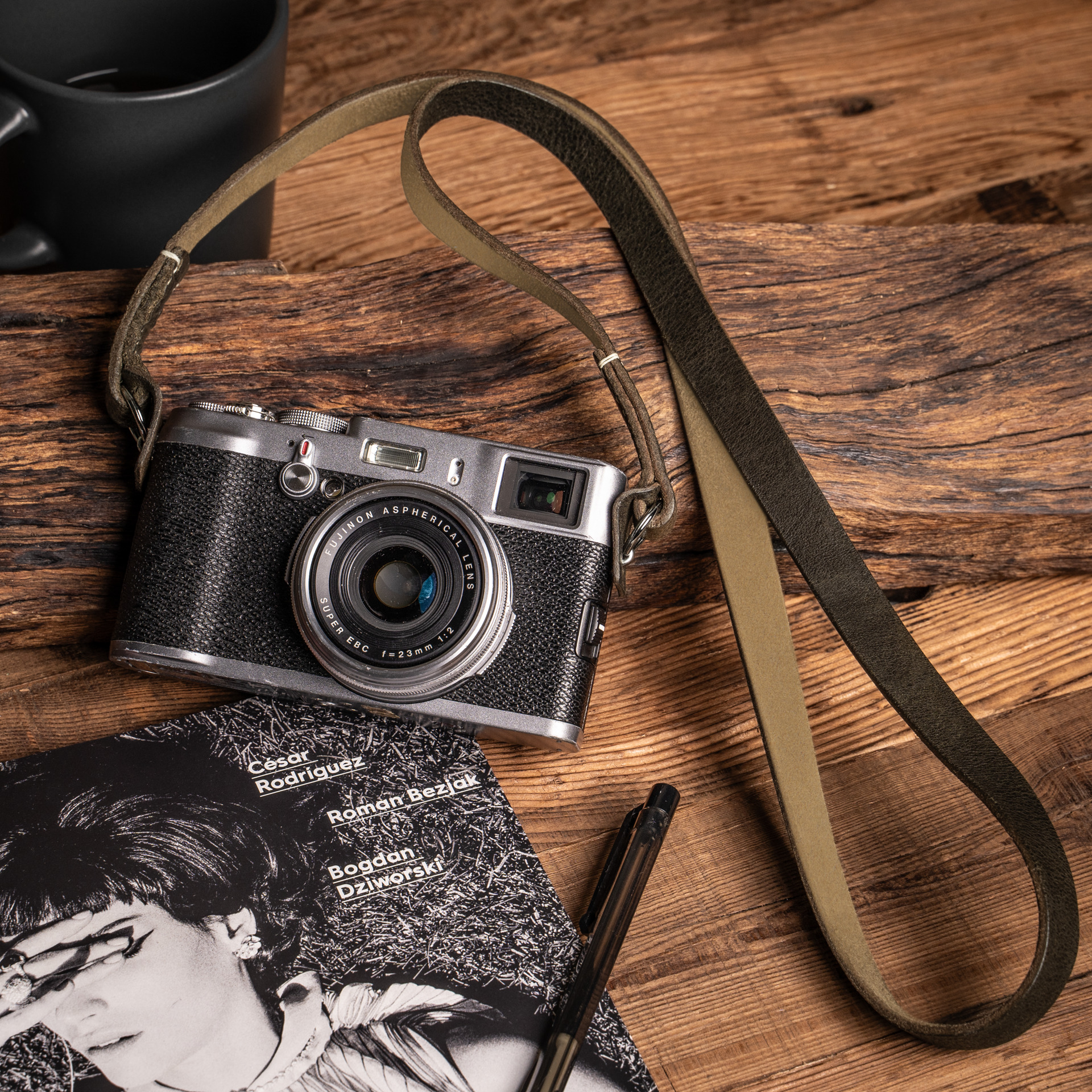 Full Leather Camera Neck Strap 001 (Cura Split Rings)